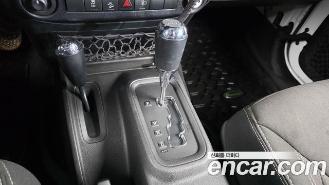 Jeep Wrangler (JK) 2.8 Diesel Rubicon 4Door 2015 — фото 9