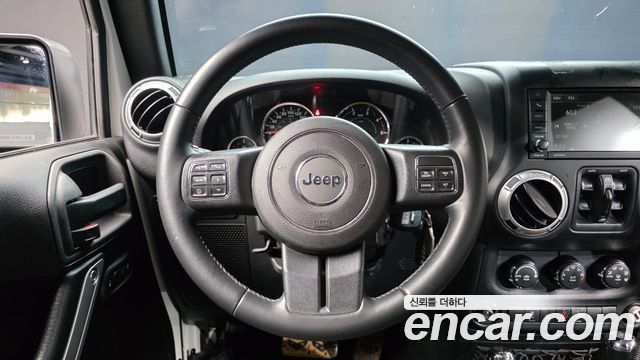 Jeep Wrangler (JK) 2.8 Diesel Rubicon 4Door 2015 — фото 13