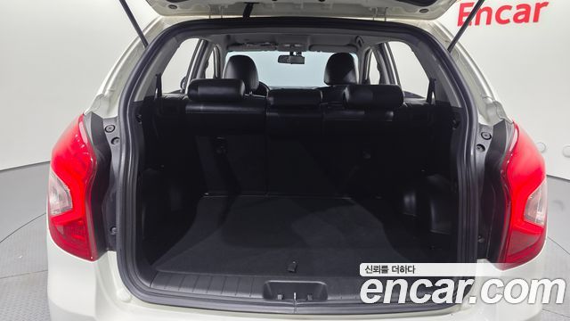 KG Mobility (SsangYong) Korando C 2.0 Advanture 60th Edition 2WD 2015 — фото 20