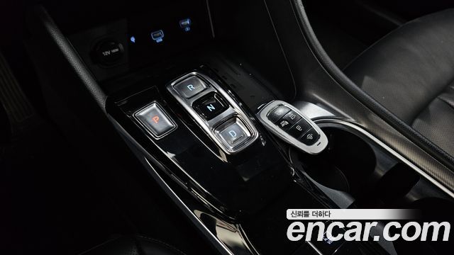 Hyundai Sonata (DN8) 2.0 LPG(rental car) Smart 2020 — фото 9