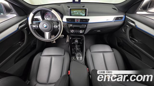 BMW X1 (F48) xDrive 20d M Sport package 2017 — фото 7