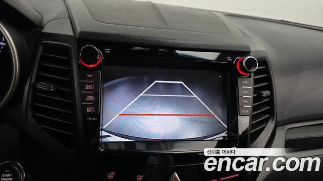 KG Mobility (SsangYong) Tivoli Air Diesel IX 2WD 2018 — фото 15