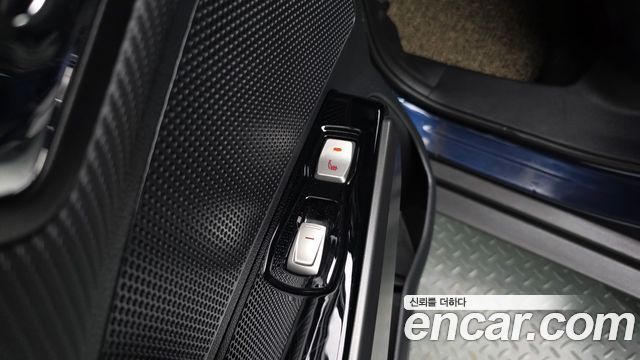 KG Mobility (SsangYong) Tivoli Air Diesel IX 2WD 2018 — фото 18