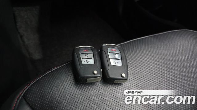 KG Mobility (SsangYong) Tivoli Air Diesel IX 2WD 2018 — фото 20
