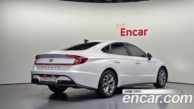 Hyundai Sonata (DN8) 2.0 Premium 2020 — фото 2