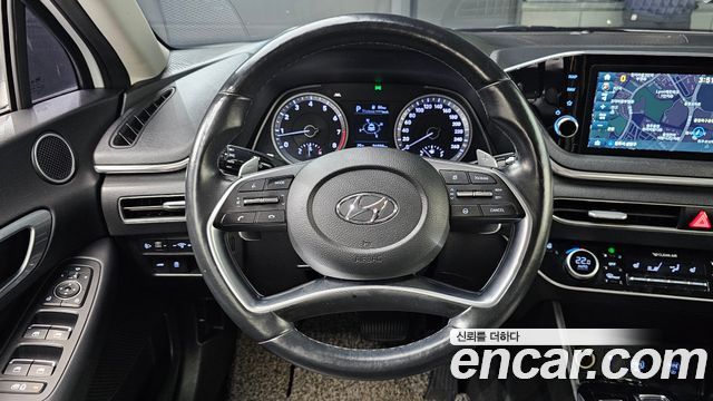 Hyundai Sonata (DN8) 2.0 Premium 2020 — фото 13