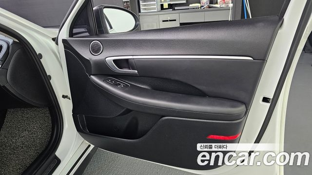 Hyundai Sonata (DN8) 2.0 Premium 2020 — фото 16