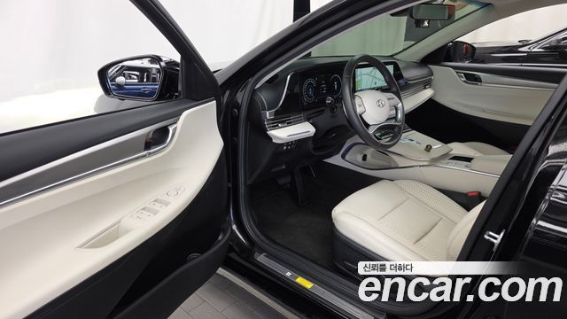 Hyundai Grandeur (IG) 2.5 Le Blanc 2023 — фото 10