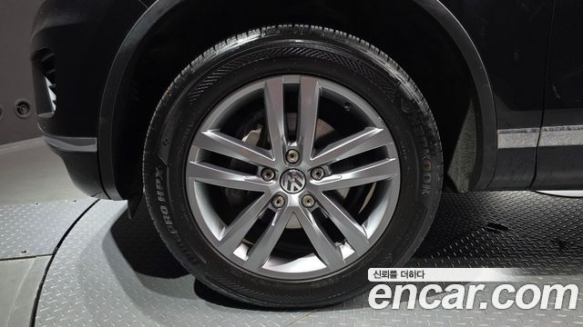 Volkswagen Touareg V6 3.0 TDI Bluemotion 7P5 2016 — фото 5
