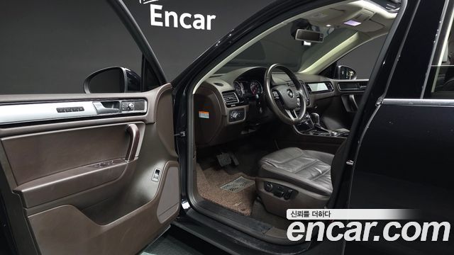 Volkswagen Touareg V6 3.0 TDI Bluemotion 7P5 2016 — фото 10