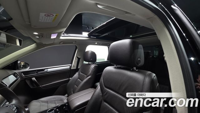 Volkswagen Touareg V6 3.0 TDI Bluemotion 7P5 2016 — фото 16