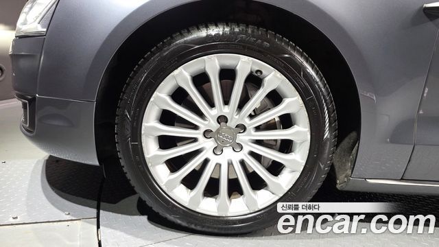 Audi A8 50 TDI Quattro LWB D4 2015 — фото 5