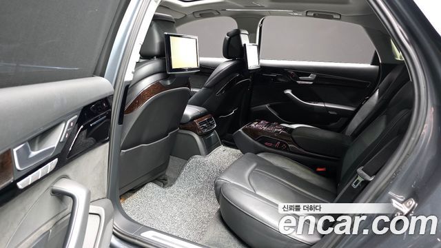 Audi A8 50 TDI Quattro LWB D4 2015 — фото 11