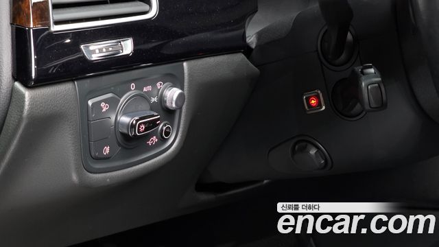Audi A8 50 TDI Quattro LWB D4 2015 — фото 15