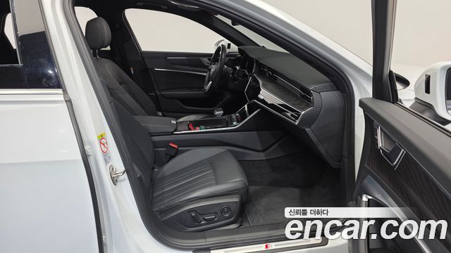Audi A6 (C8) 45 TFSI Premium 2021 — фото 11