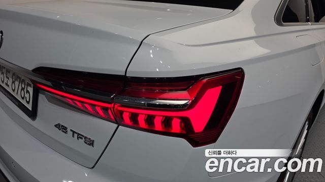 Audi A6 (C8) 45 TFSI Premium 2021 — фото 23