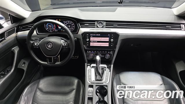 Volkswagen Arteon 2.0 TDI Premium 2019 — фото 7
