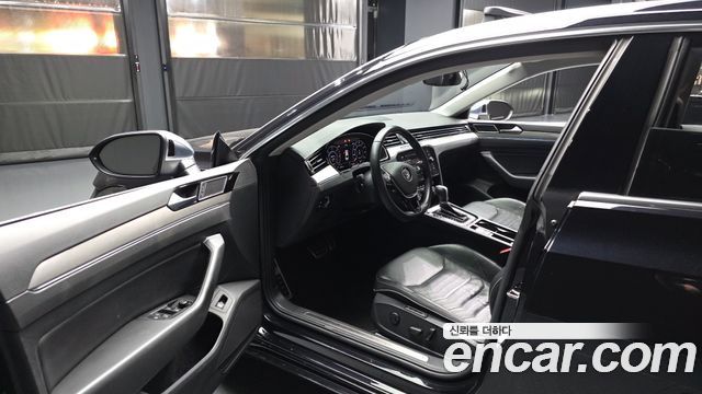 Volkswagen Arteon 2.0 TDI Premium 2019 — фото 10