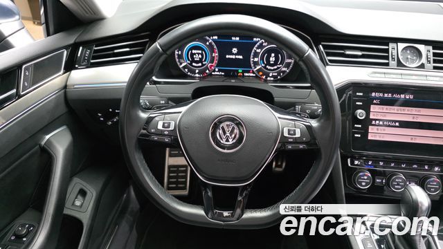 Volkswagen Arteon 2.0 TDI Premium 2019 — фото 13