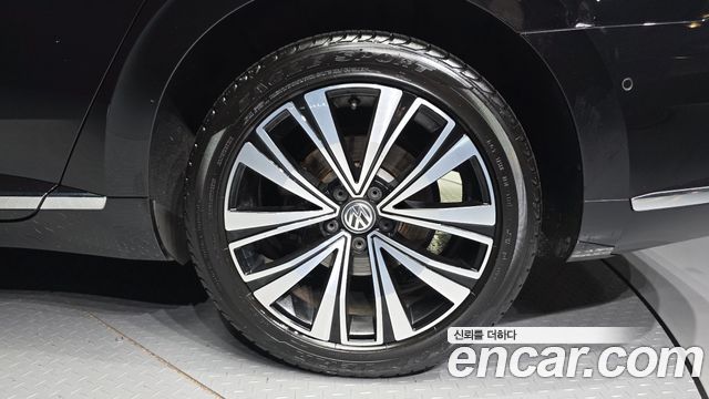 Volkswagen Arteon 2.0 TDI Premium 2019 — фото 21