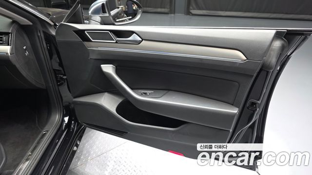 Volkswagen Arteon 2.0 TDI Premium 2019 — фото 24