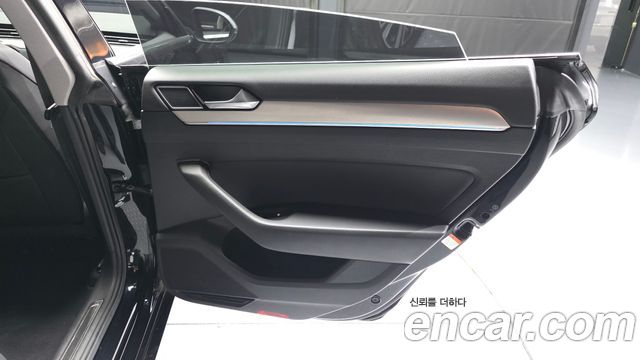 Volkswagen Arteon 2.0 TDI Premium 2019 — фото 25