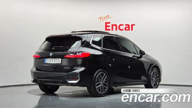 BMW 2 Series Active Tourer (U06) 220i M Sport Design 2026 — фото 2