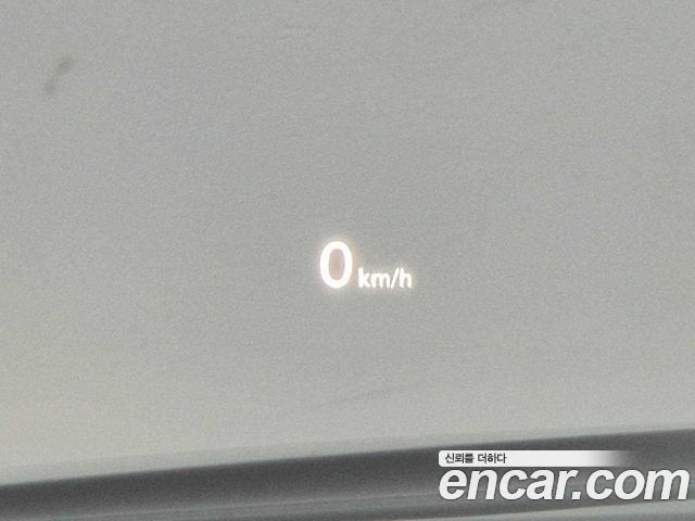 Genesis G70 Shooting Brake Gasoline 2.0T 4WD 2023 — фото 21