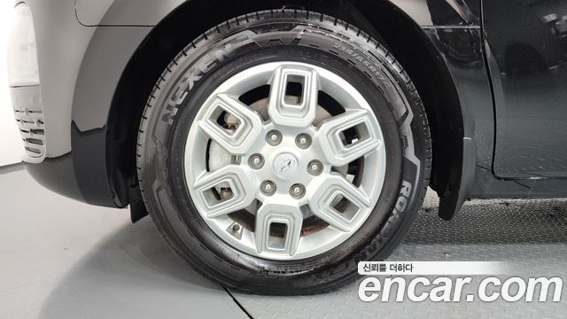 Hyundai Staria L3.5 Cargo 3-Seater Modern 2023 — фото 5