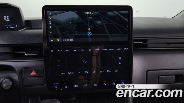 Hyundai Staria L3.5 Cargo 3-Seater Modern 2023 — фото 12