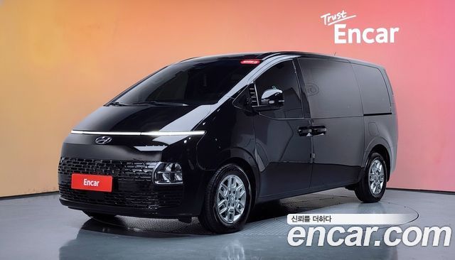Hyundai Staria L3.5 Cargo 3-Seater Modern 2023 — фото 1