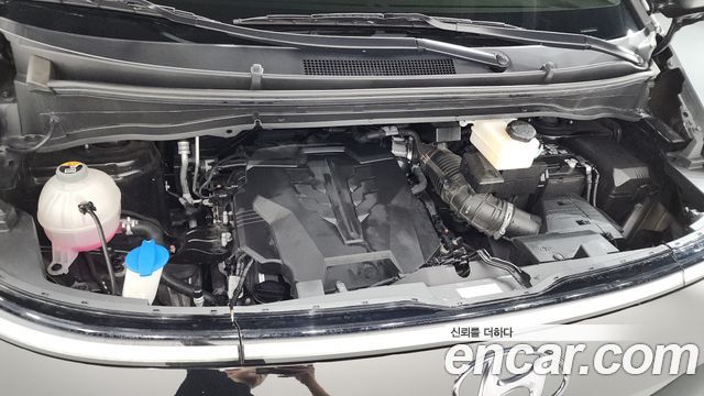 Hyundai Staria L3.5 Cargo 3-Seater Modern 2023 — фото 27