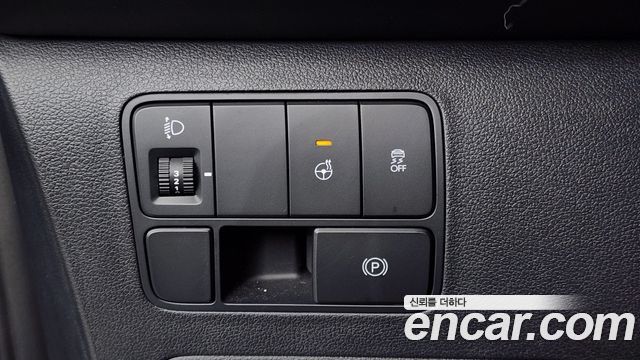 Hyundai Staria L3.5 Cargo 3-Seater Modern 2023 — фото 29