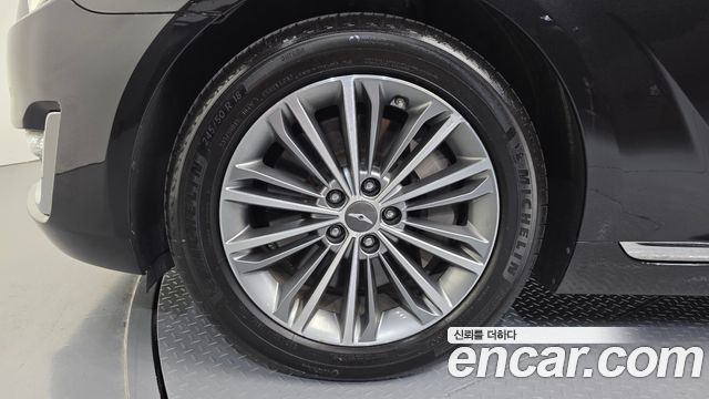 Genesis EQ900 3.8 GDI AWD Luxury 2018 — фото 5