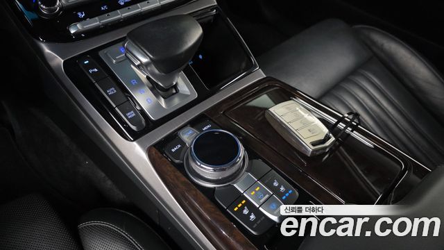 Genesis EQ900 3.8 GDI AWD Luxury 2018 — фото 9