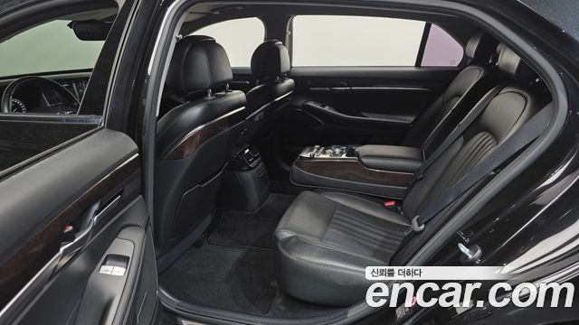 Genesis EQ900 3.8 GDI AWD Luxury 2018 — фото 12