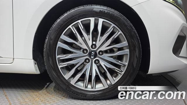 Kia K7 Premier 3.0 LPI Prestige(Rented) 2020 — фото 5