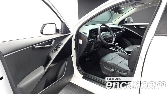 Kia Niro Trendy 2022 — фото 10