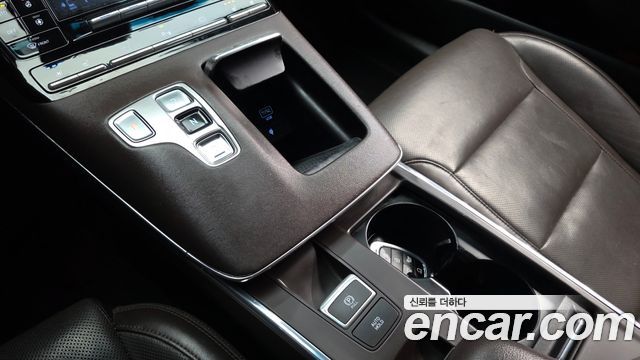 Hyundai Grandeur (IG) 3.0 LPi Rent Car Premium 2022 — фото 9