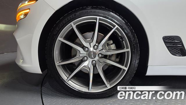 Genesis G70 Gasoline 2.0T 2WD 2022 — фото 5
