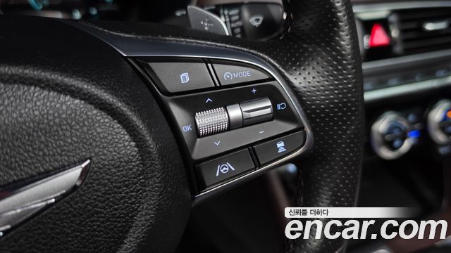 Genesis G70 Gasoline 2.0T 2WD 2022 — фото 14