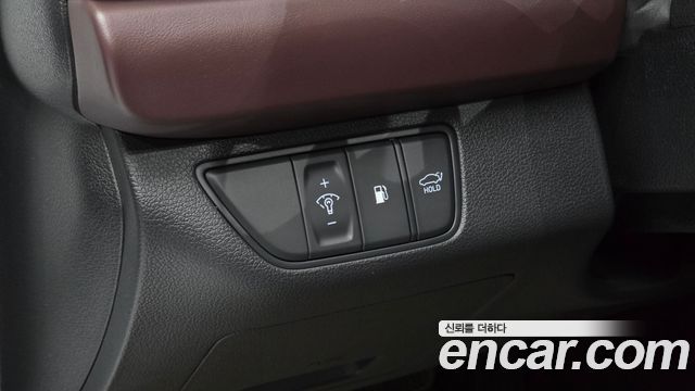 Genesis G70 Gasoline 2.0T 2WD 2022 — фото 18