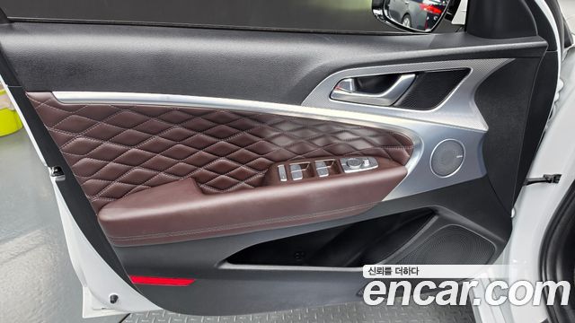 Genesis G70 Gasoline 2.0T 2WD 2022 — фото 24