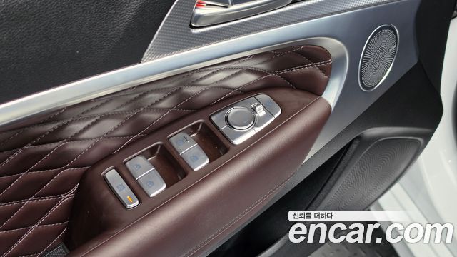 Genesis G70 Gasoline 2.0T 2WD 2022 — фото 28