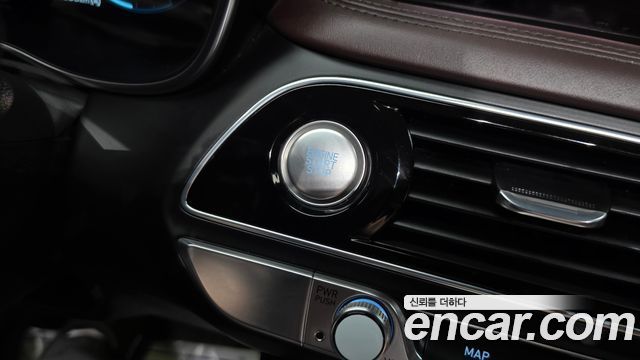 Genesis G70 Gasoline 2.0T 2WD 2022 — фото 32