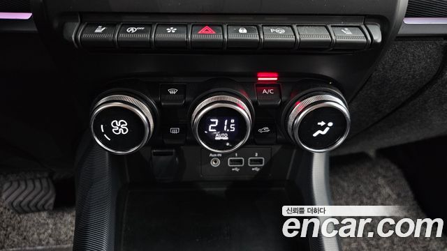 Renault Korea XM3 1.3 TCe RE Signature 2020 — фото 19