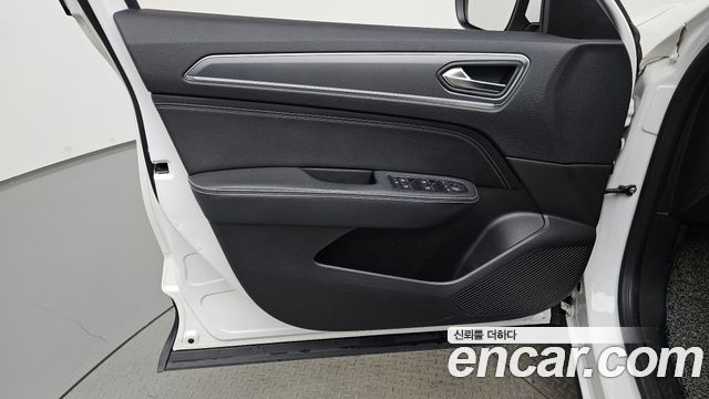 Renault Korea XM3 1.3 TCe RE Signature 2020 — фото 24