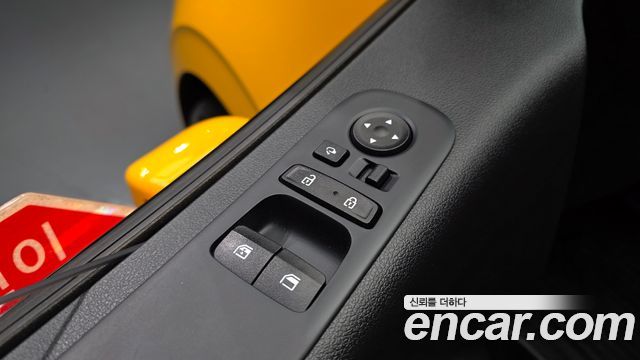 Hyundai Staria L3.5  Kinder Safety Car 11-Seater 2023 — фото 20