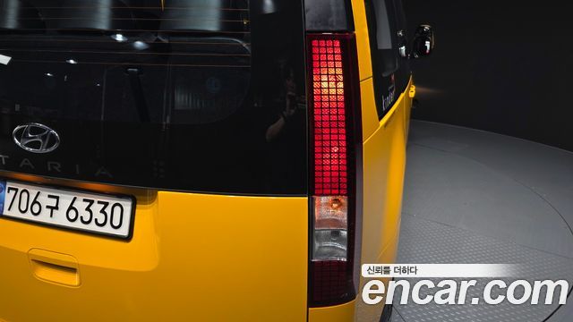 Hyundai Staria L3.5  Kinder Safety Car 11-Seater 2023 — фото 23