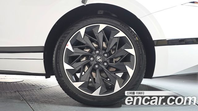 Hyundai Grandeur Hybrid (GN7) Exclusvie 2027 — фото 21